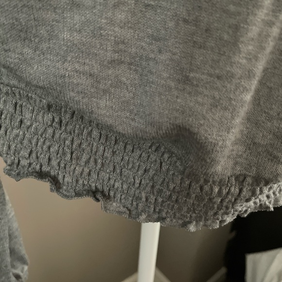 Gray Ruffled Sweater, Medium, NWT, casual Dress Long Sleeve Top - Picture 4 of 5